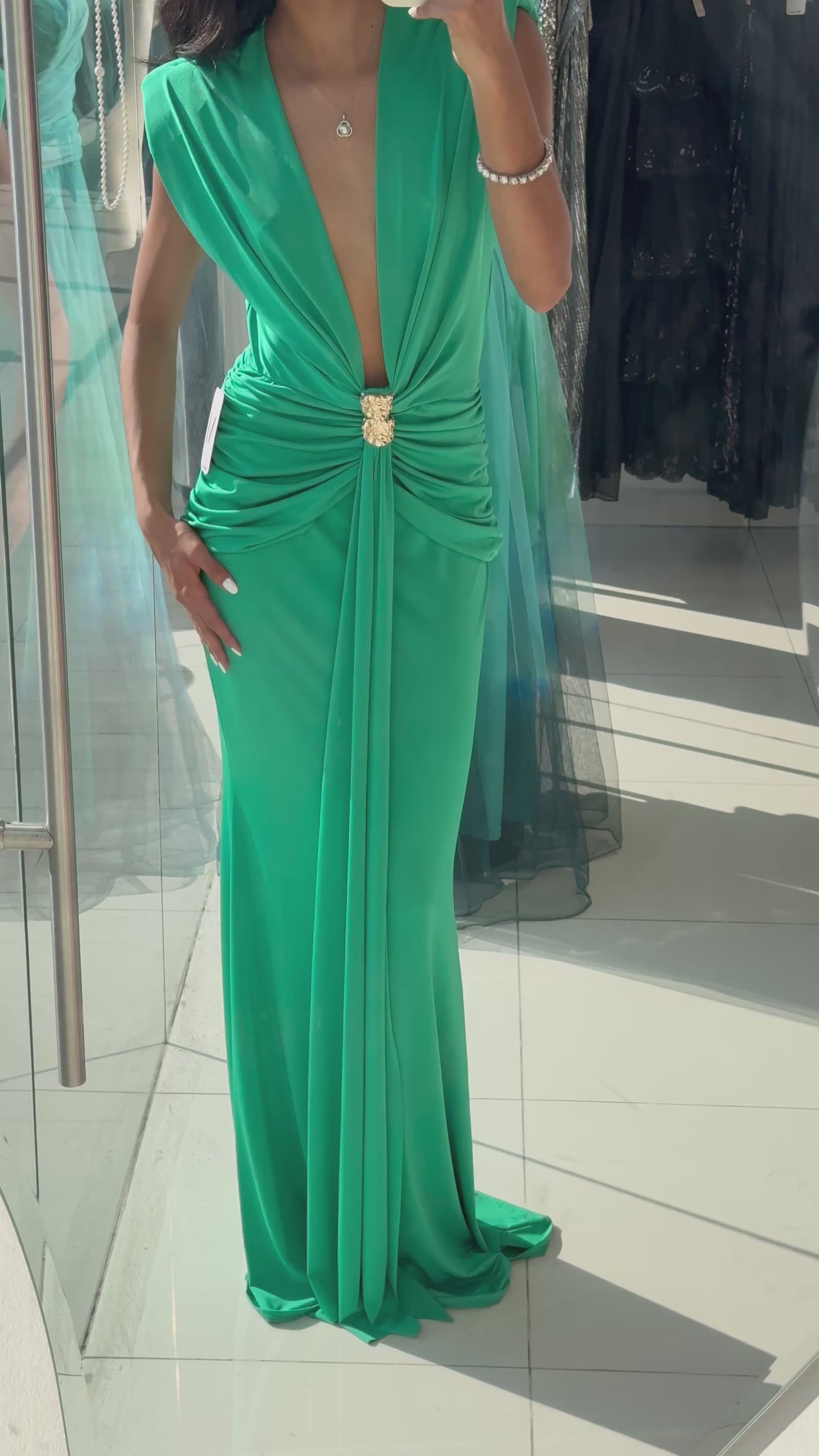 GOWN ALEXA